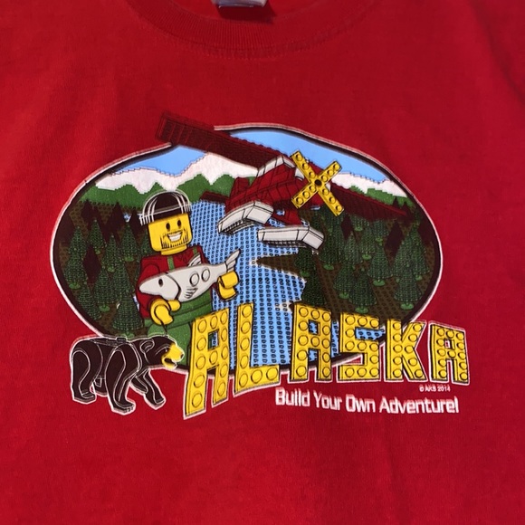 Limited Edition 2014 Unisex Kids Medium ALASKA Lego Red T-Shirt - Picture 2 of 6